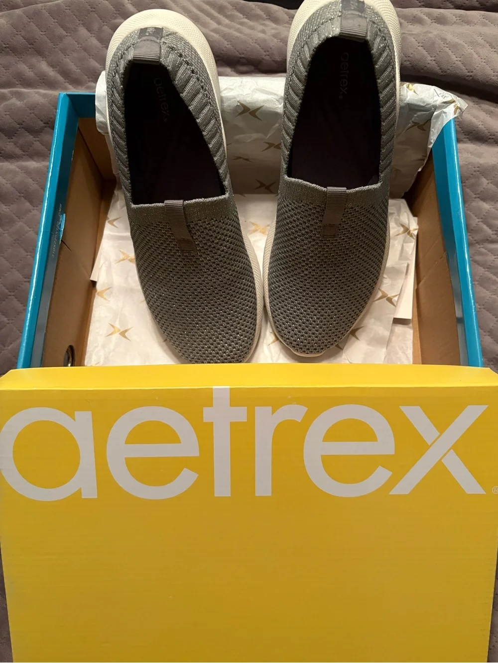 Aetrex Angie Slip On Sneakers Size 8.5 Grey sparkle arch support stretch knit